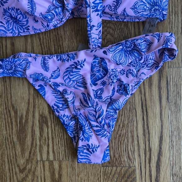Random floral front knot bikini set - Picture 3 of 5